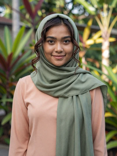 Amalina, 29, from Tutong - educated Bruneian woman looking for meaningful connection online