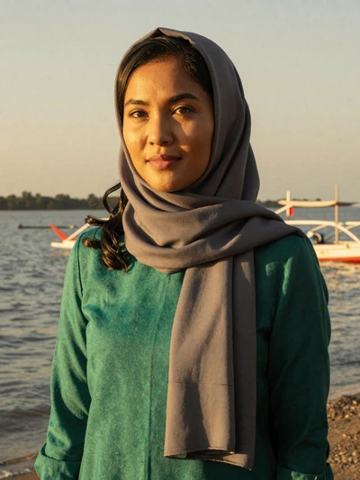 Nabilah, 30, from Bandar Seri Begawan - educated Bruneian woman seeking intercultural relationship